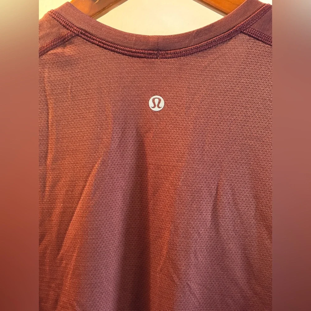 Lululemon | Men’s Training Tee - Picture 4 of 5